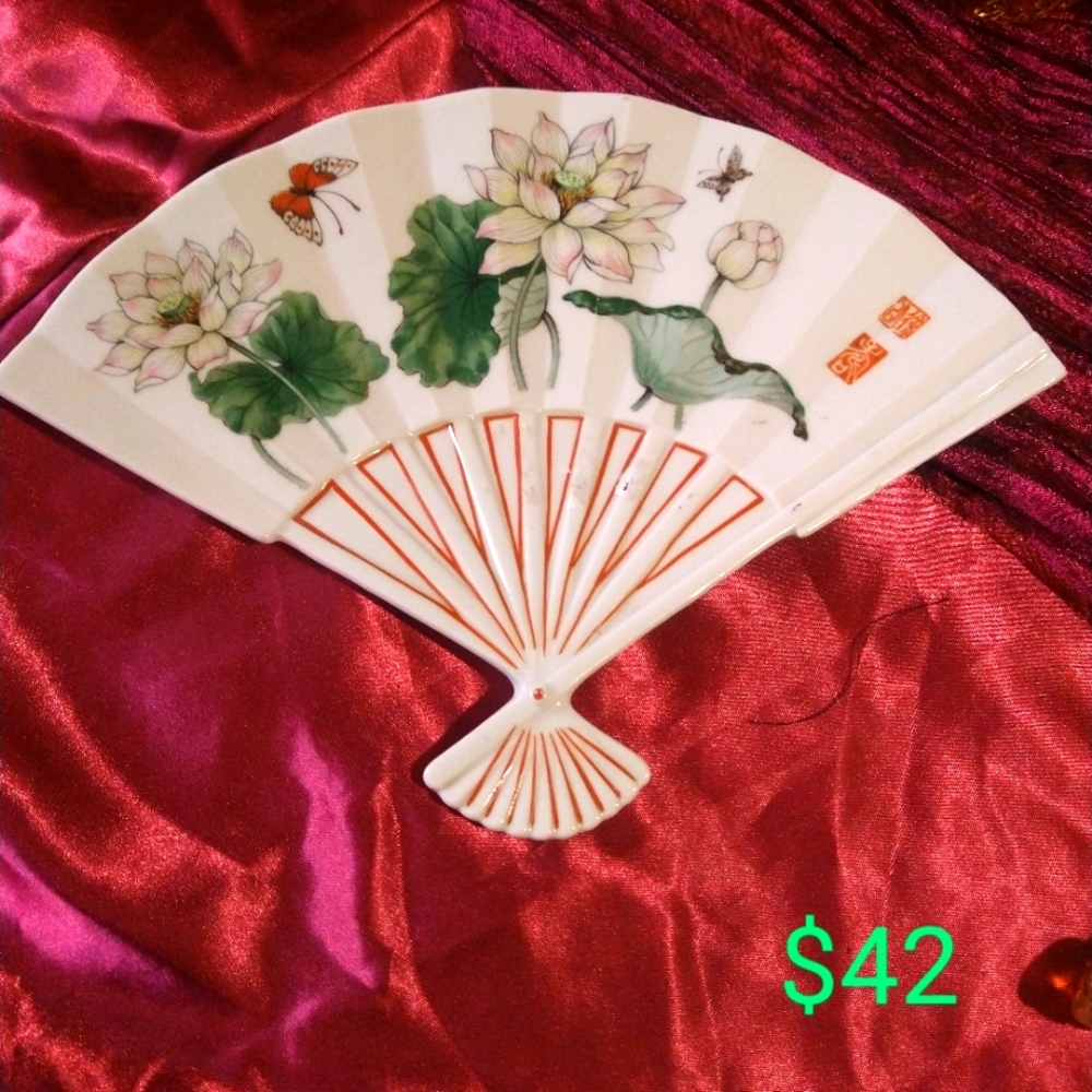 Porcelain fan